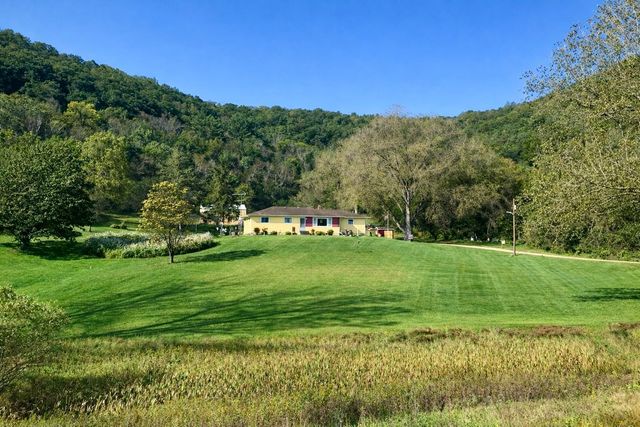 16191 County Road 25, Rollingstone, MN 55969