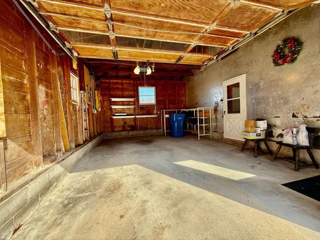 16191 County Road 25, Rollingstone, MN 55969