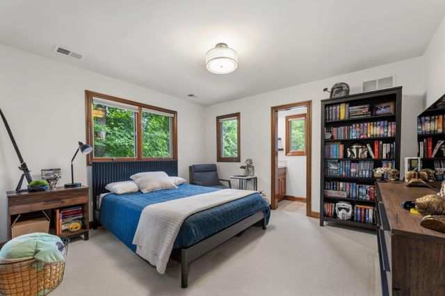 10518 Cardigan Ridge Place, Powell, OH 43065