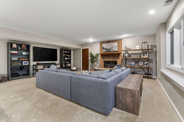 10518 Cardigan Ridge Place, Powell, OH 43065