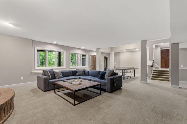 10518 Cardigan Ridge Place, Powell, OH 43065