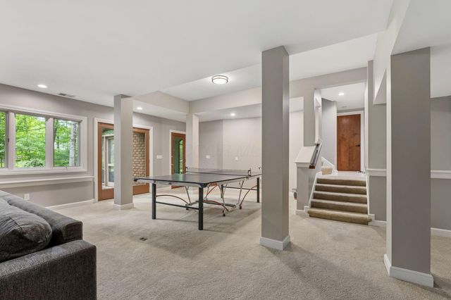 10518 Cardigan Ridge Place, Powell, OH 43065