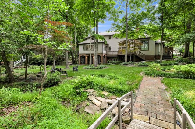 10518 Cardigan Ridge Place, Powell, OH 43065