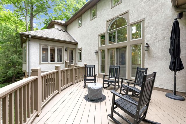 10518 Cardigan Ridge Place, Powell, OH 43065