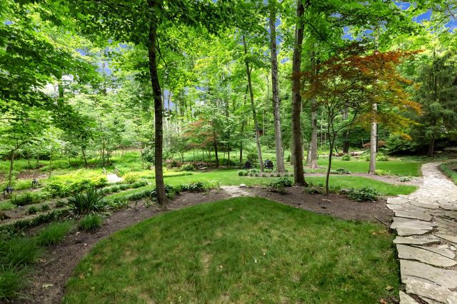 10518 Cardigan Ridge Place, Powell, OH 43065