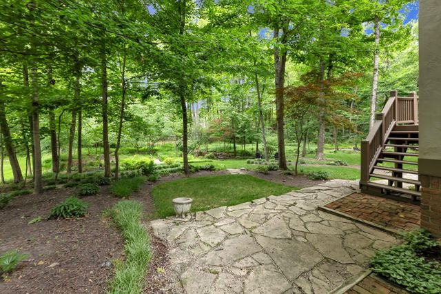 10518 Cardigan Ridge Place, Powell, OH 43065