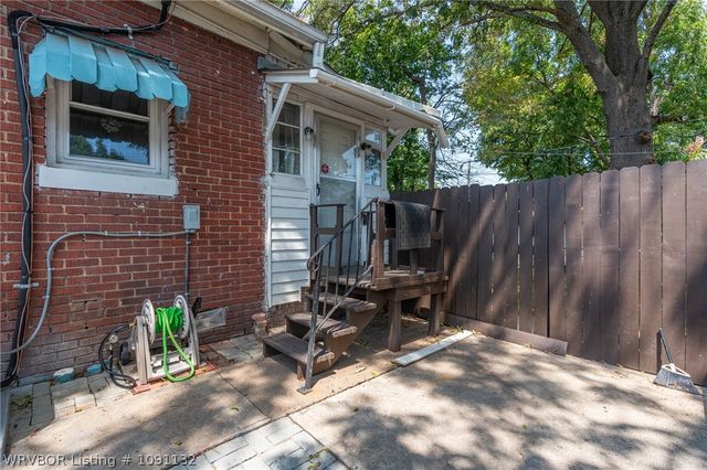 1913 Dodson Avenue, Fort Smith, AR 72901