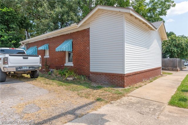1913 Dodson Avenue, Fort Smith, AR 72901