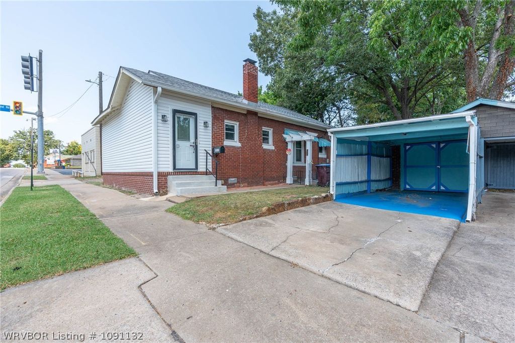 1913 Dodson Avenue, Fort Smith, AR 72901