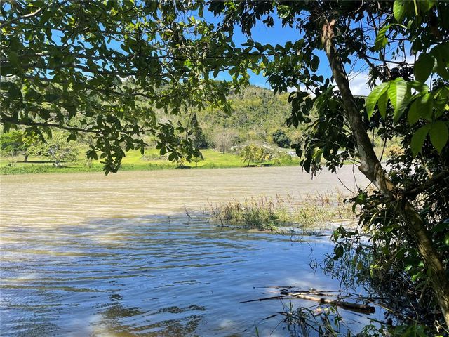 CALLE CARRAIZO, Caguas, PR 00725