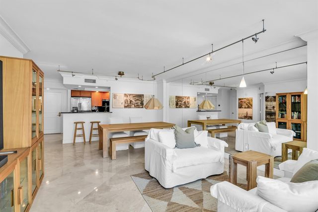 99 SE Mizner Boulevard 612, Boca Raton, FL 33432