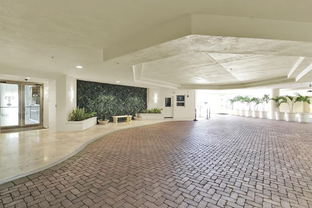 99 SE Mizner Boulevard 612, Boca Raton, FL 33432