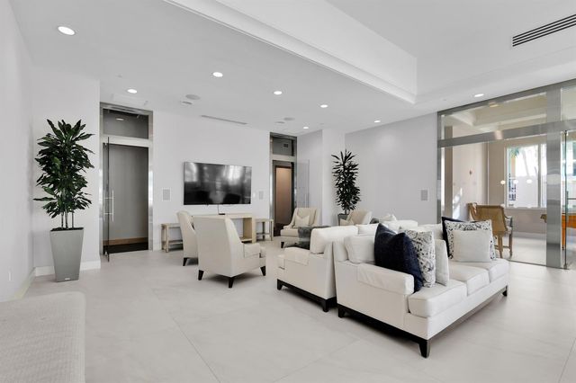 99 SE Mizner Boulevard 612, Boca Raton, FL 33432
