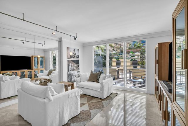 99 SE Mizner Boulevard 612, Boca Raton, FL 33432