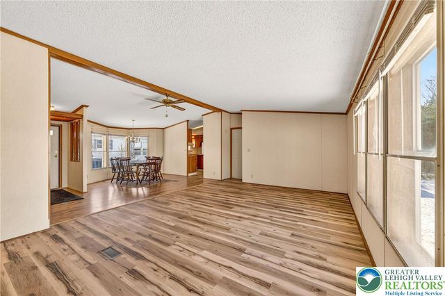 188 Greenbriar Drive, East Allen Twp, PA 18014