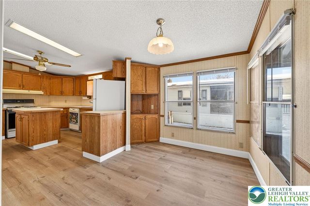 188 Greenbriar Drive, East Allen Twp, PA 18014