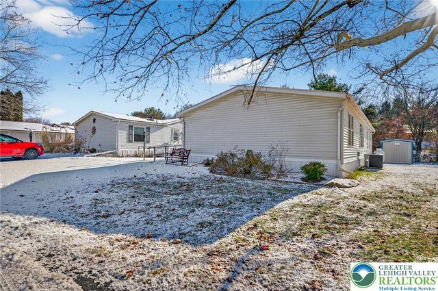 188 Greenbriar Drive, East Allen Twp, PA 18014