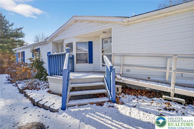 188 Greenbriar Drive, East Allen Twp, PA 18014