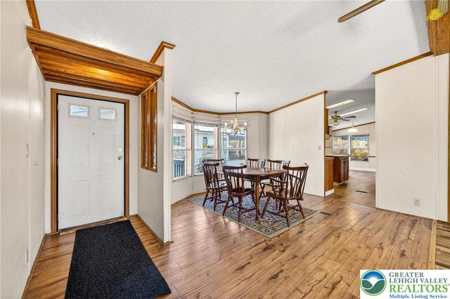 188 Greenbriar Drive, East Allen Twp, PA 18014