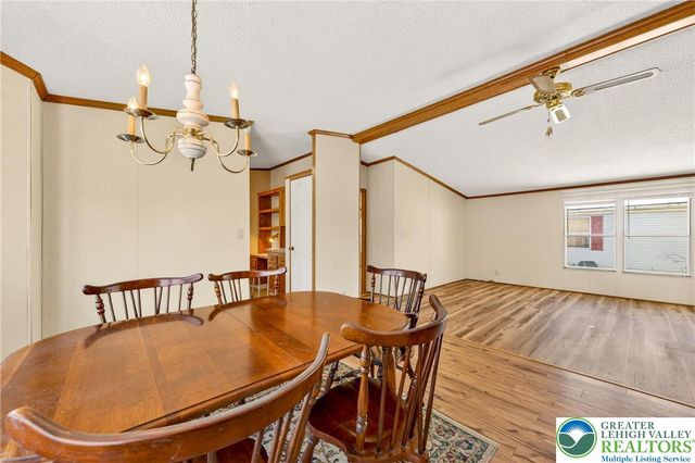 188 Greenbriar Drive, East Allen Twp, PA 18014