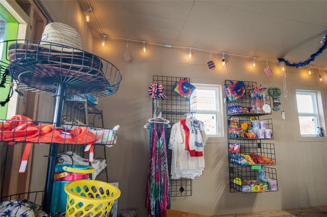 2061 Highway 87, Crystal Beach, TX 77650