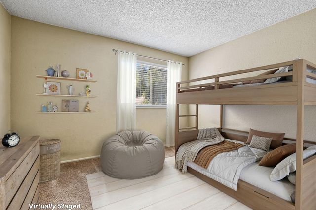 190 Saginaw Cir, Sacramento, CA 95833