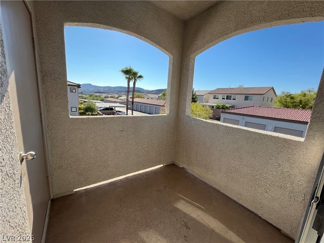 2305 West Horizon Ridge Parkway 2121, Henderson, NV 89052