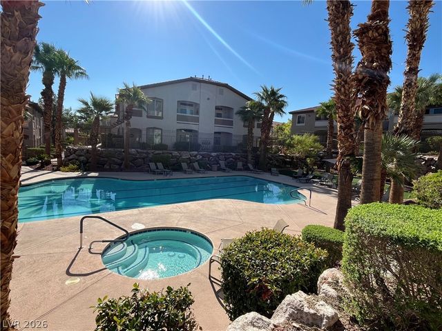 2305 West Horizon Ridge Parkway 2121, Henderson, NV 89052
