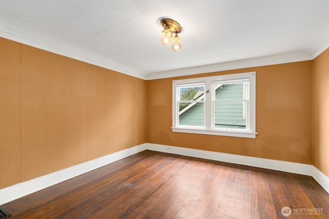 4725 4th Avenue NE, Seattle, WA 98105