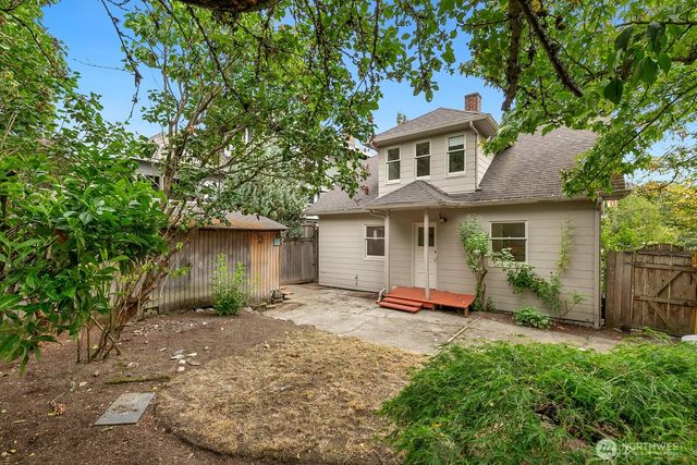 4725 4th Avenue NE, Seattle, WA 98105