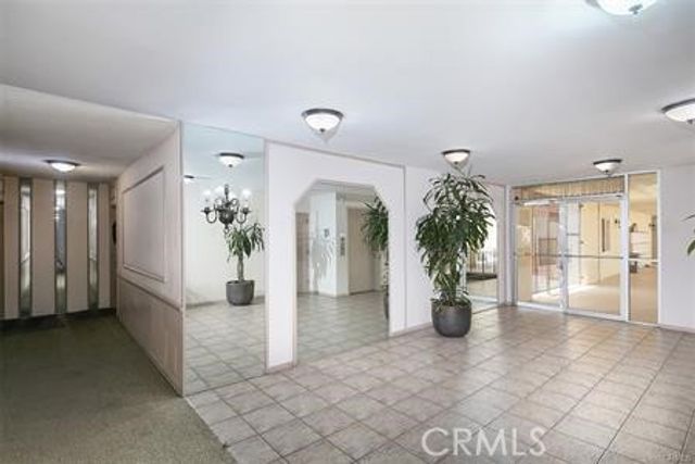 5651 Sumner 109, Culver City, CA 90230
