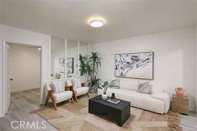 5651 Sumner 109, Culver City, CA 90230