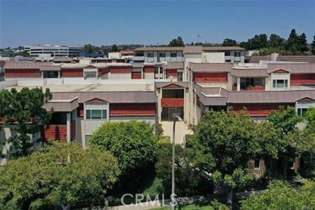 5651 Sumner 109, Culver City, CA 90230