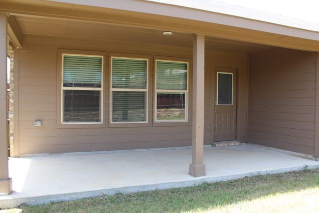 708 Spaulding Street, Justin, TX 76247