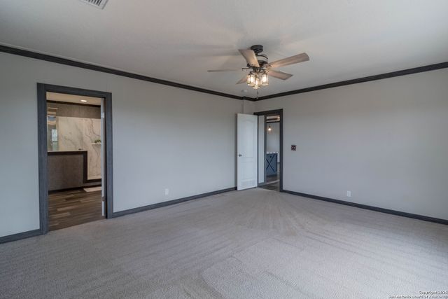 290 Lilly Bear Ln., Moore, TX 78057