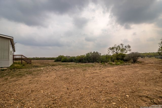 290 Lilly Bear Ln., Moore, TX 78057