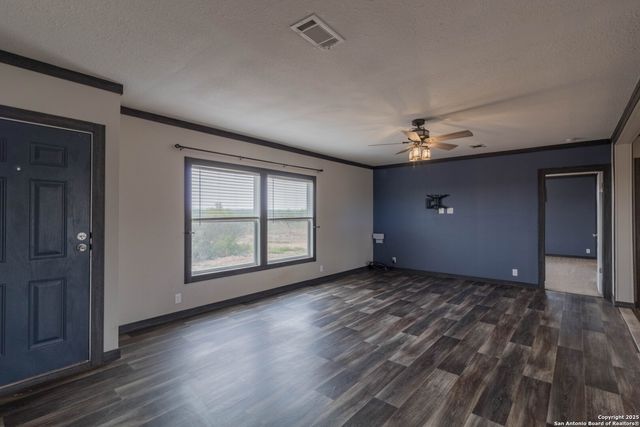 290 Lilly Bear Ln., Moore, TX 78057