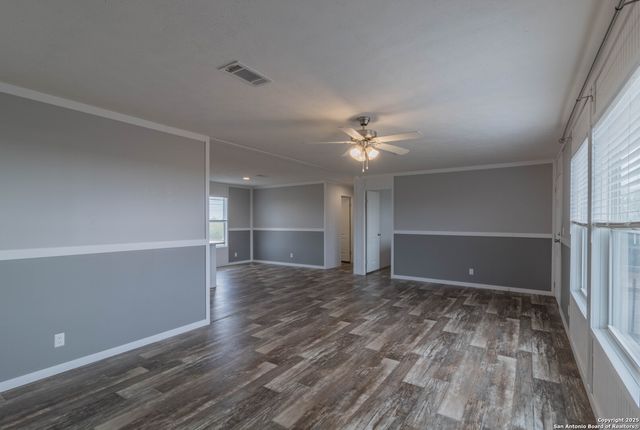 290 Lilly Bear Ln., Moore, TX 78057