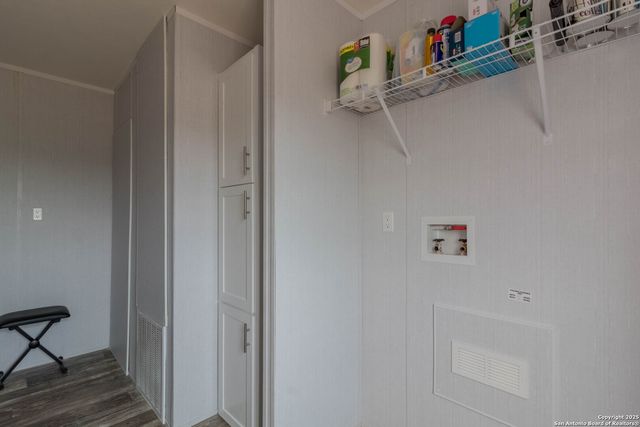 290 Lilly Bear Ln., Moore, TX 78057