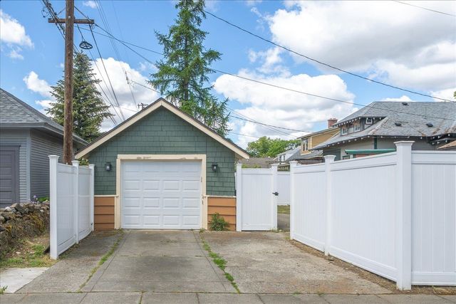 2903 W Sharp Ave, Spokane, WA 99201