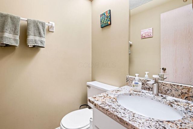 1275 Villa Oaks Court, Columbus, OH 43230