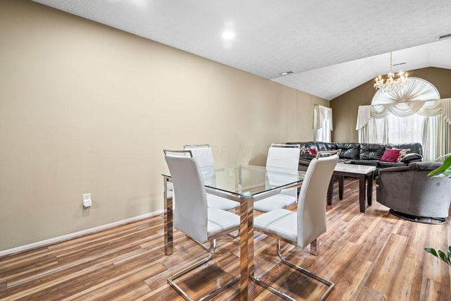 1275 Villa Oaks Court, Columbus, OH 43230