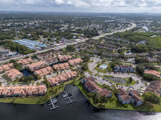 10417 SAINT TROPEZ PLACE 103, Tampa, FL 33615
