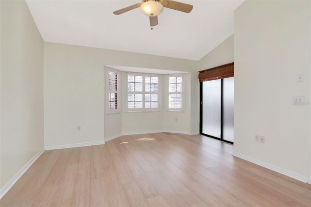 10417 SAINT TROPEZ PLACE 103, Tampa, FL 33615
