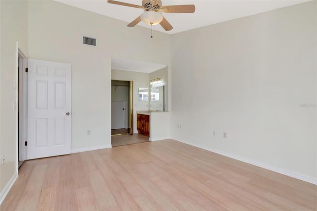 10417 SAINT TROPEZ PLACE 103, Tampa, FL 33615
