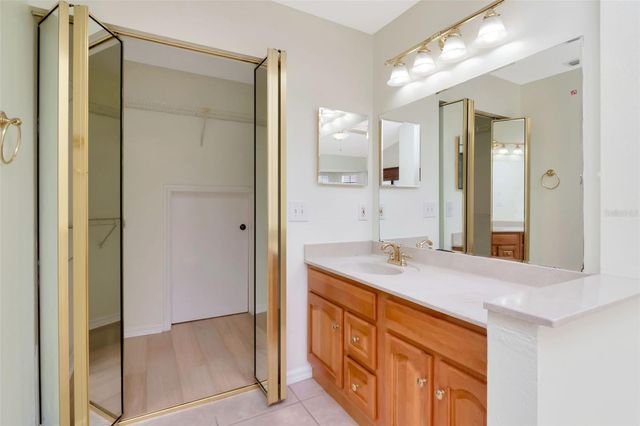 10417 SAINT TROPEZ PLACE 103, Tampa, FL 33615