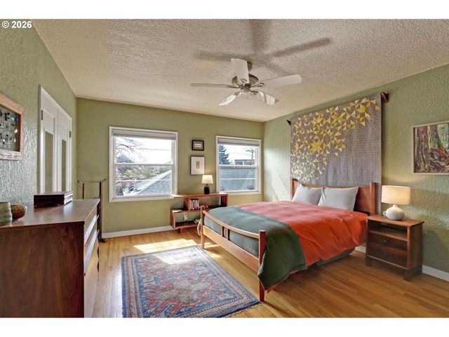 2025 Se CARUTHERS St 11, Portland, OR 97214