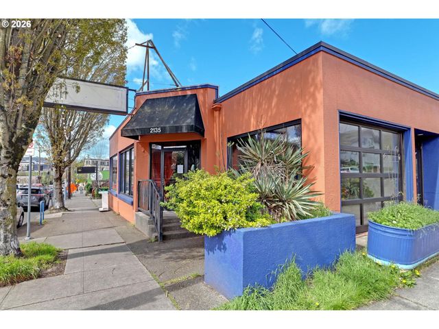 2025 Se CARUTHERS St 11, Portland, OR 97214