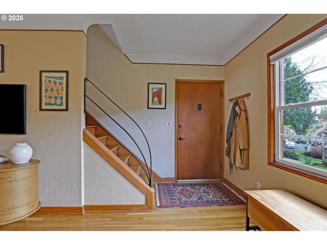 2025 Se CARUTHERS St 11, Portland, OR 97214