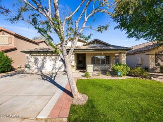 11216 W ROANOKE Avenue, Avondale, AZ 85392